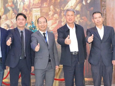 企業(yè)動(dòng)態(tài)石油化工學(xué)院赴阿里大師集團(tuán)走訪交流，促雙方合作發(fā)展！