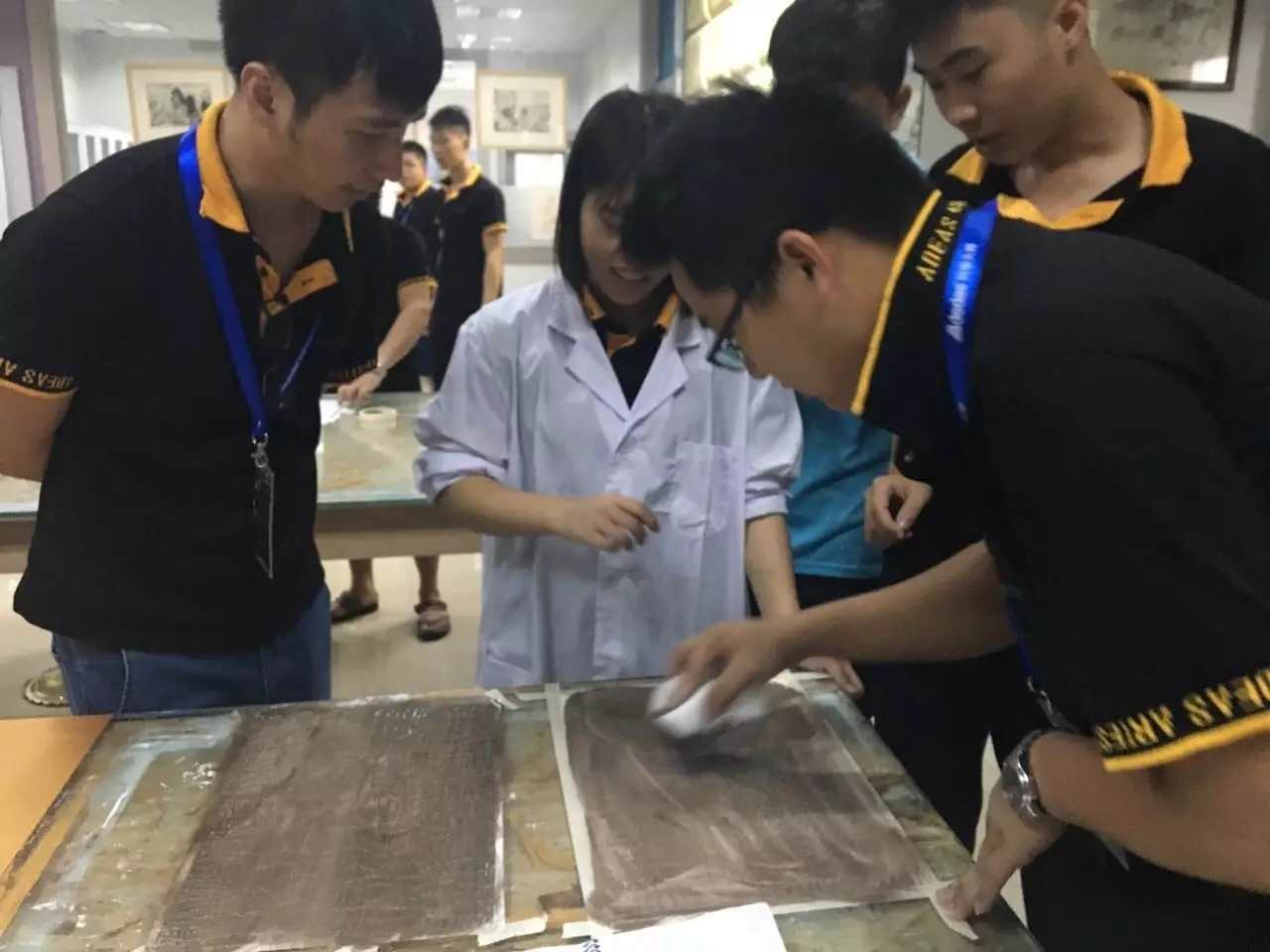 GIOVANNI喬瓦尼藝術涂料工程師現場解惑 GIOVANNI喬瓦尼藝術涂料工程師現場解惑