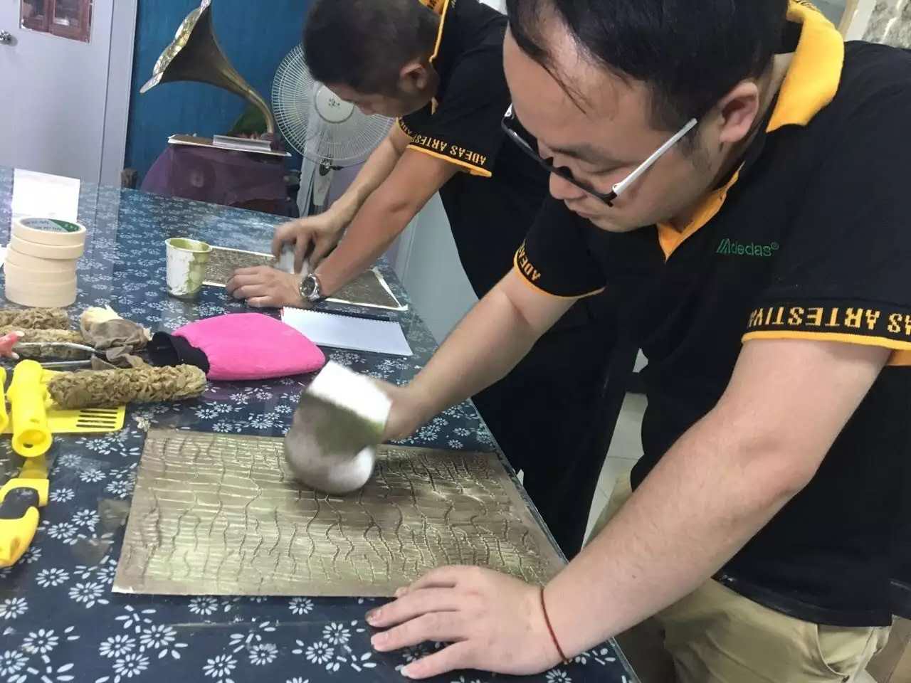 GIOVANNI喬瓦尼藝術涂料學員實操環(huán)節(jié) GIOVANNI喬瓦尼藝術涂料學員實操環(huán)節(jié)