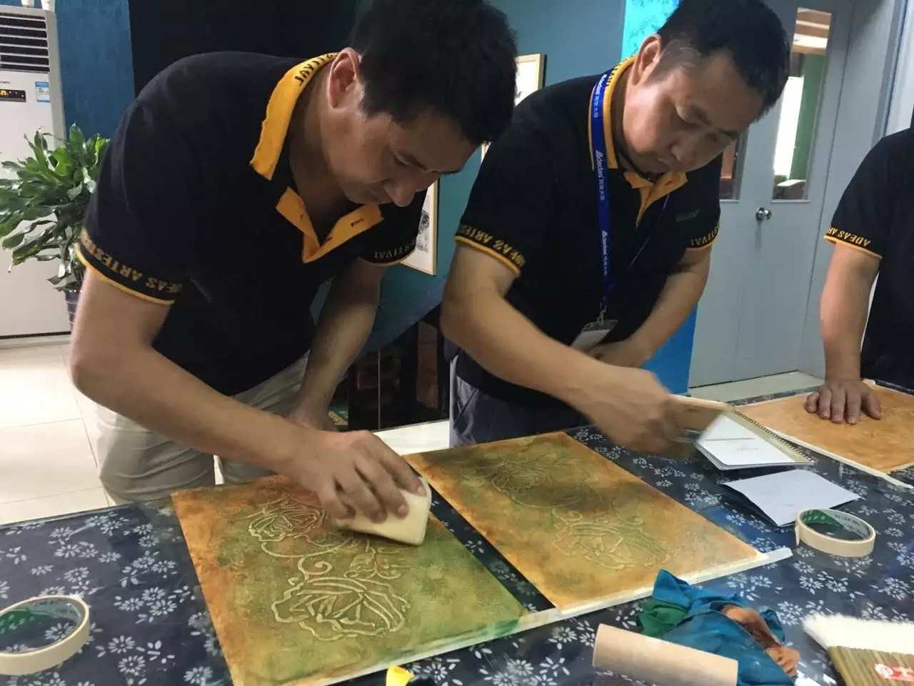 GIOVANNI喬瓦尼藝術涂料學員實操環(huán)節(jié) GIOVANNI喬瓦尼藝術涂料學員實操環(huán)節(jié)